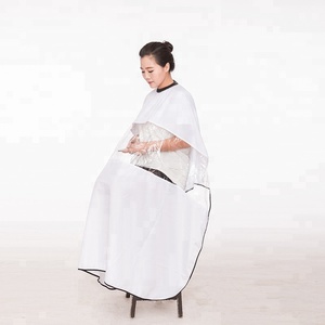 Cape de barbier confortable en polyester avec logo personnalisé, <span class=keywords><strong>fenêtre</strong></span> de visualisation transparente, imperméable, <span class=keywords><strong>tablier</strong></span> pour salon de coiffure - Product Image 3