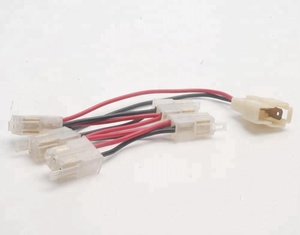 Arnés de cables de motocicleta automotriz eléctrica de 2 pines/vías IATF16949 con conectores de 6,3mm - Product Image 1
