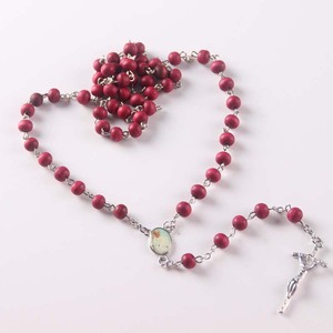 2018 Fashion red perline di legno vergine maria centro profumo profumato rosa <span class=keywords><strong>collana</strong></span> del <span class=keywords><strong>rosario</strong></span> - Product Image 1