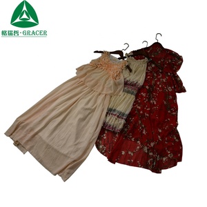 <span class=keywords><strong>Vendita</strong></span> calda di seconda mano delle donne del vestito abiti usati <span class=keywords><strong>abbigliamento</strong></span> usato all'<span class=keywords><strong>ingrosso</strong></span> della tailandia - Product Image 5