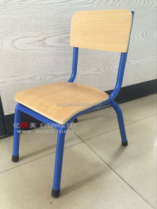 Chaises en bois pour enfants, chaises empilables, vente en gros - Product Image 4