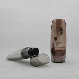Tube de pompe sans air cosmétique en acrylique de luxe de 30ml 50ml pour les soins de la peau - Product Image 5
