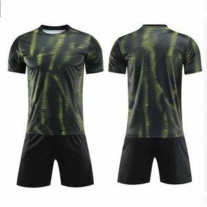 Nuovo Design mimetico nero sublimazione uniforme da <span class=keywords><strong>calcio</strong></span> - Product Image 4