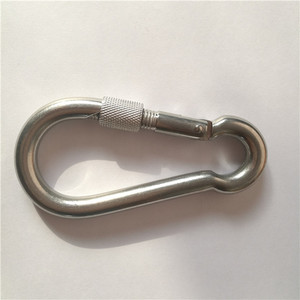 נירוסטה בתפזורת הצמד וו נעילת carabiner רגיל לסיים משטח גבוה מלוטש עבור טיפול במים - Product Image 1