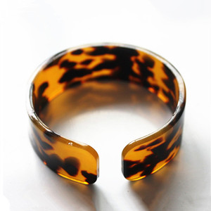 패션 얇은 거북이 쉘 셀룰로오스 아세테이트 수지 아크릴 커프 팔찌 맞춤형 다양한 크기 가능 - Product Image 3