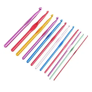 12pcs 2-8mm 2.5mm Multicolour Aluminum Crochet Hook Set Knitting Needle Set