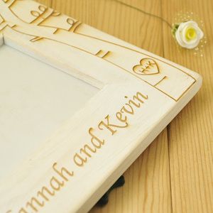 Cornice per <span class=keywords><strong>foto</strong></span> in legno personale di alta qualità 4x6 pollici <span class=keywords><strong>con</strong></span> Logo personalizzato incisione Laser all'ingrosso - Product Image 4