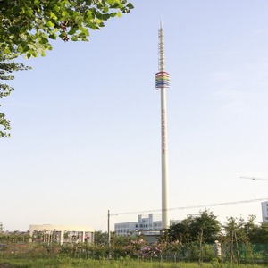 Torre <span class=keywords><strong>Mobile</strong></span> per Telecomunicazioni da 15m, Monopolo Greenfield in Acciaio Zincato a Caldo - Product Image 1
