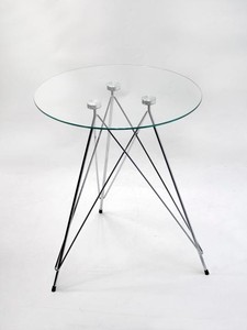 Petite Table basse ronde transparente en verre, 3 pieds - Product Image 2