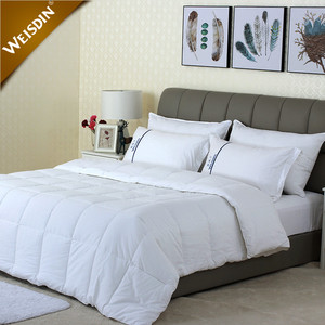 Giù come piuma di riempimento 400gsm king size consolatore biancheria da letto dell'hotel - Product Image 1