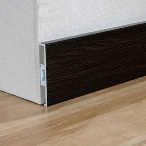 100ミリメートルWood Grain Plastic Wall Skirt Pvc Skirting Profile