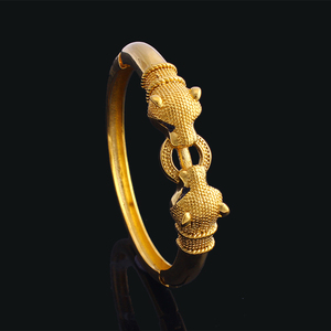 Bracelet pour <span class=keywords><strong>homme</strong></span> <span class=keywords><strong>en</strong></span> cuivre/laiton épais à motif léopard, tendance vintage, plaqué <span class=keywords><strong>or</strong></span> 18 carats, cadeau pour <span class=keywords><strong>homme</strong></span> - Product Image 3