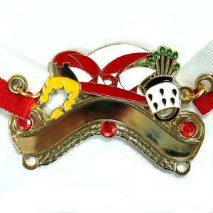 Quadratisches Golddreieck-Sport Team Emblem Medal And Cup - Product Image 5