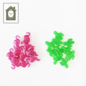 Chilling Reusable Plastic Ice cube With Water For Drinks Animal Plant Shape Flammingo Cactus