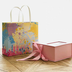 Custom baby children clothes paper packaging window box with handle bags