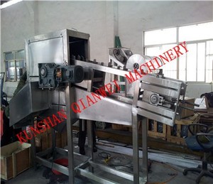 Machine de découpe de noix de coco demi-coupe extraction d'eau machine d'extraction d'huile de coupe machine à huile de noix de coco - Product Image 6
