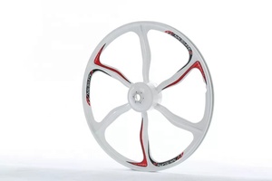Roues de <span class=keywords><strong>vélo</strong></span> en alliage de magnésium les plus légères et les plus solides à 6 rayons de 26 pouces pour <span class=keywords><strong>vélo</strong></span> de montagne électrique - Product Image 4