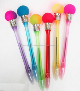 Caliente venta de la novedad plástico golpe <span class=keywords><strong>bombilla</strong></span> bola de luz de flash de la pluma para la promoción navidad - Product Image 4
