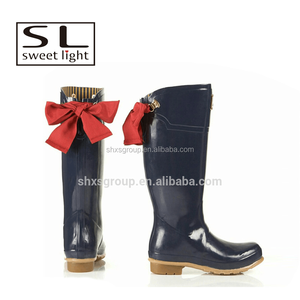 الحصان تصميم فريد المرأة طويلة أحذية المطر المطاطية - Product Image 2