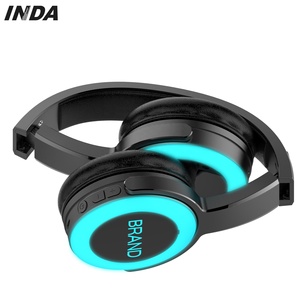 Audífonos de Alta Fidelidad RF770 con Luz LED para Fiesta Silenciosa, con 10-15 Horas de Duración de Batería - Product Image 3