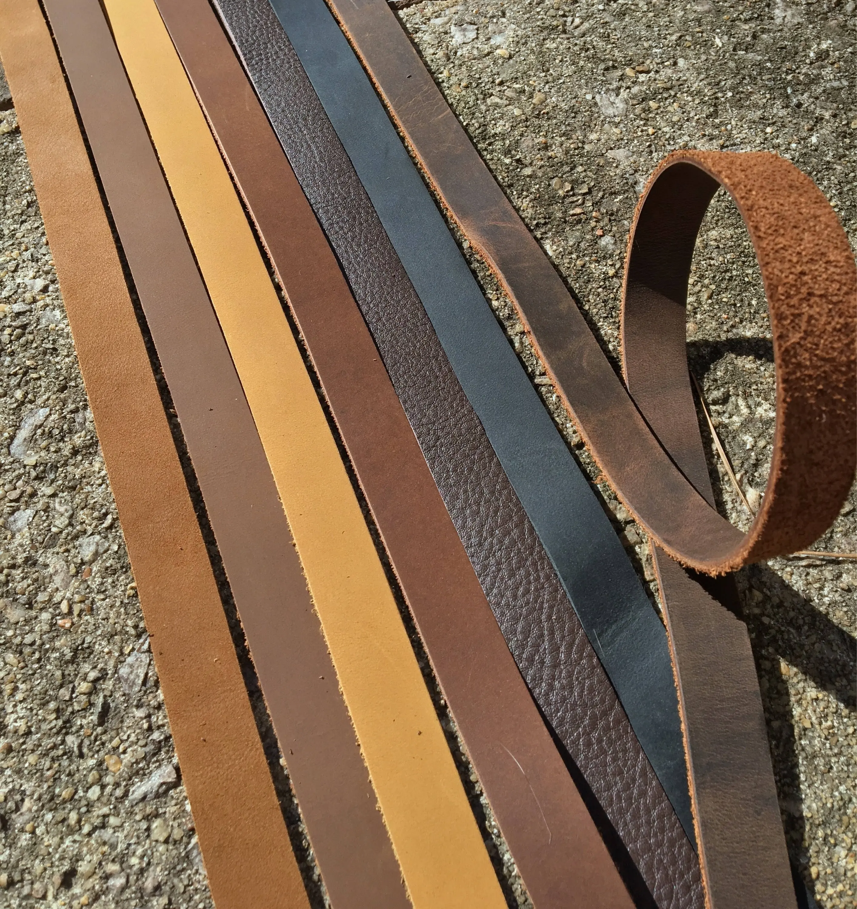 High Quality Leather Straps、Genuine Tanned Leather Strips、Leatherベルト