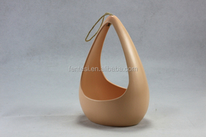 China artesanía <span class=keywords><strong>de</strong></span> cerámica cesta forma porcelana <span class=keywords><strong>colgar</strong></span> floreros <span class=keywords><strong>macetas</strong></span> al por mayor - Product Image 6