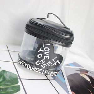 Sac de toilette transparent en <span class=keywords><strong>PVC</strong></span> imperméable de grande capacité avec logo personnalisé, pochette de maquillage de voyage pour femmes - Product Image 3