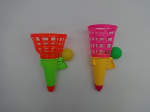 Deporte al aire libre juguete helado <span class=keywords><strong>de</strong></span> forma <span class=keywords><strong>de</strong></span> bola <span class=keywords><strong>de</strong></span> plástico <span class=keywords><strong>de</strong></span> disparar un arma bola <span class=keywords><strong>de</strong></span> <span class=keywords><strong>pintura</strong></span> juguetes pistola <span class=keywords><strong>de</strong></span> tiro y la pelota en juego - Product Image 2