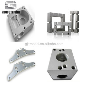 Fabricant de moules d'usinage de fraisage <span class=keywords><strong>CNC</strong></span> en plastique métallique personnalisé de Guangzhou - Product Image 3