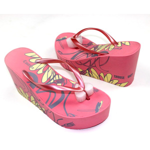 Scarpe con zeppa in pvc rosso stampa a schermo intero personalizzata pantofole con tacco alto zeppa <span class=keywords><strong>infradito</strong></span> da <span class=keywords><strong>donna</strong></span> <span class=keywords><strong>infradito</strong></span> <span class=keywords><strong>sandali</strong></span> eva moda <span class=keywords><strong>donna</strong></span> - Product Image 6