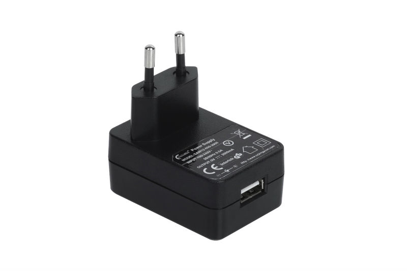 завод обеспечивает USB-адаптер HDMI