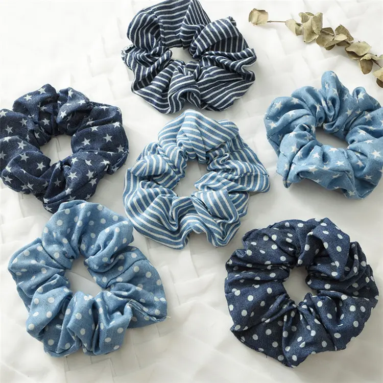 De moda al por mayor de las mujeres bandas de caucho elástico Denim de cola de caballo de pelo accesorio de lunares azul Scrunchies pelo