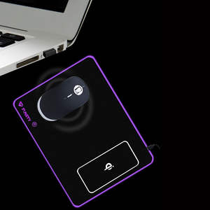 FUNSTY RVB Rétro-Éclairé Personnalisé <span class=keywords><strong>tapis</strong></span> <span class=keywords><strong>de</strong></span> <span class=keywords><strong>Souris</strong></span> Chargeur Sans Fil Fabricant <span class=keywords><strong>de</strong></span> Boîte <span class=keywords><strong>Avec</strong></span> Le <span class=keywords><strong>Port</strong></span> D'<span class=keywords><strong>USB</strong></span> - Product Image 6