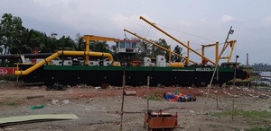 เรือขุดดินไฮดรอลิกแบบดูดขนาด 28 <span class=keywords><strong>นิ้ว</strong></span>/26 <span class=keywords><strong>นิ้ว</strong></span> 6000 ลูกบาศก์เมตร/ชั่วโมง จากจีน สำหรับขุดทรายและ<span class=keywords><strong>โคลน</strong></span> และงานเติมเต็ม - Product Image 5