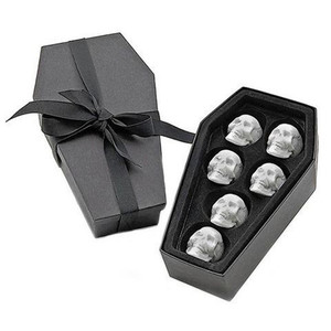 Черная картонная подарочная коробка в форме гроба - Product Image 3