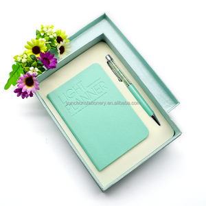 China precio barato logotipo personalizado cuaderno de papel cubierta dura A5 A6 diario con pluma conjunto - Product Image 2