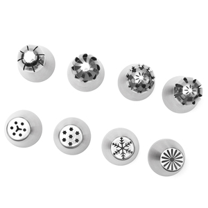 Ensemble d'embouts de décoration de gâteau 11 pièces avec 8 buses 1 sacs à pâtisserie 1 convertisseur 1 brosse de nettoyage dans une boîte de couleur ensemble d'embouts de tuyauterie russe - Product Image 4