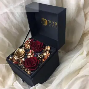 Valentijnsdag Geschenk Aan Vriendin Eeuwige Rose Hoofd Bewaarde Bloemen In Gift Box