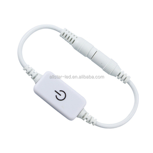 <span class=keywords><strong>Variateur</strong></span> <span class=keywords><strong>LED</strong></span> tactile iTouch avec connecteurs DC femelle et mâle pour bande <span class=keywords><strong>LED</strong></span> monochrome 12V/24V, style en ligne, noir/blanc - Product Image 4