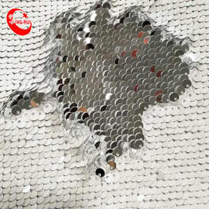 Vente en Gros de Tissus à Paillettes Épaisses Brillant de Luxe pas Cher Séquence Grand Flip <span class=keywords><strong>Blanc</strong></span> Rouge Ombre Tissu à Paillettes Rose Réversible - Product Image 4