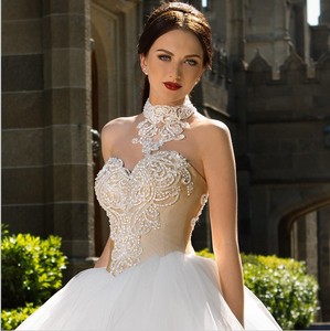 ON207 Vestido <span class=keywords><strong>de</strong></span> <span class=keywords><strong>Novia</strong></span> Romántico con Cuentas y Cola <span class=keywords><strong>de</strong></span> Princesa, Vestido <span class=keywords><strong>de</strong></span> <span class=keywords><strong>Novia</strong></span> Largo, <span class=keywords><strong>Vestidos</strong></span> <span class=keywords><strong>de</strong></span> <span class=keywords><strong>Novia</strong></span> <span class=keywords><strong>Románticos</strong></span> y Deslumbrantes - Product Image 3