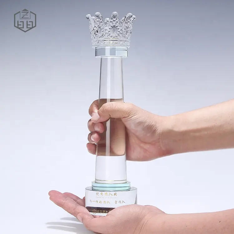 Персонализированный элегантный стеклянный трофей с лазерной гравировкой
