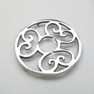 Vinita Impex Essential Aluminium Scroll <b>Trivet</b> Tablemat Accessory Model VIT350 for Use with Mats & Pads - Product Image 1