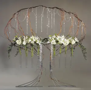 Metal Wedding centerpiece flower pillar stands For Wedding Table Centerpiece