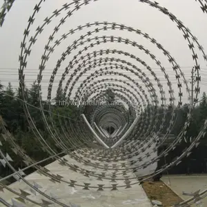 (High) 저 (보안 콘 서 razor 선 galvanized razor barbed wire 공장 BTO22 razor wire