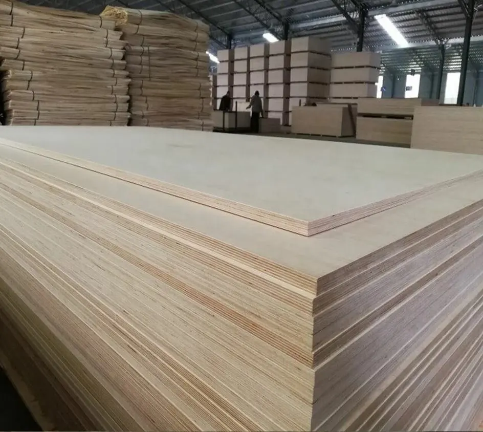 Russian white Birch multilayer solid wood Customized plywood sawn lumber veneer multiply composite board sandwich panels12mm E1