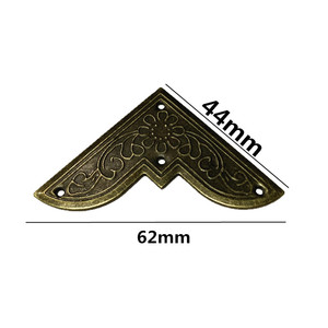 Protector de Esquinas Metálico Plano de Bronce Antiguo de 44 mm para Cajas de Madera, Suministro de Fábrica - Product Image 2