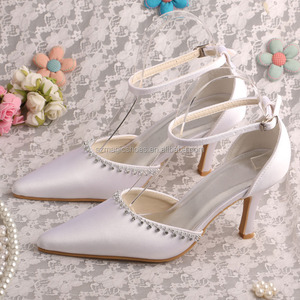 Signore Tacco <span class=keywords><strong>Punta</strong></span> <span class=keywords><strong>A</strong></span> <span class=keywords><strong>Punta</strong></span> Scarpe White Satin - Product Image 1