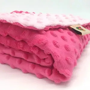 TikTok sıcak satış Anti boncuklanma pembe renk toptan yenidoğan Wrap Polyester kabarcık kabartmalı Minky bebek battaniyesi