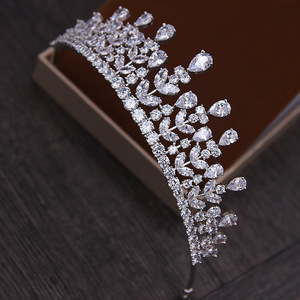 Cubic Zirconia <span class=keywords><strong>Tiara</strong></span> <span class=keywords><strong>e</strong></span> corona Da Sposa Della Principessa Della Fascia di cristallo di cerimonia nuziale accessori per Capelli - Product Image 6